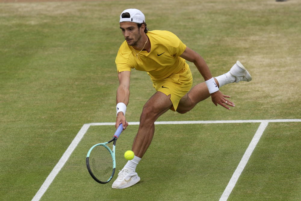 中的多面角 中的多面角